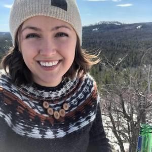 Meet your Posher, Elise